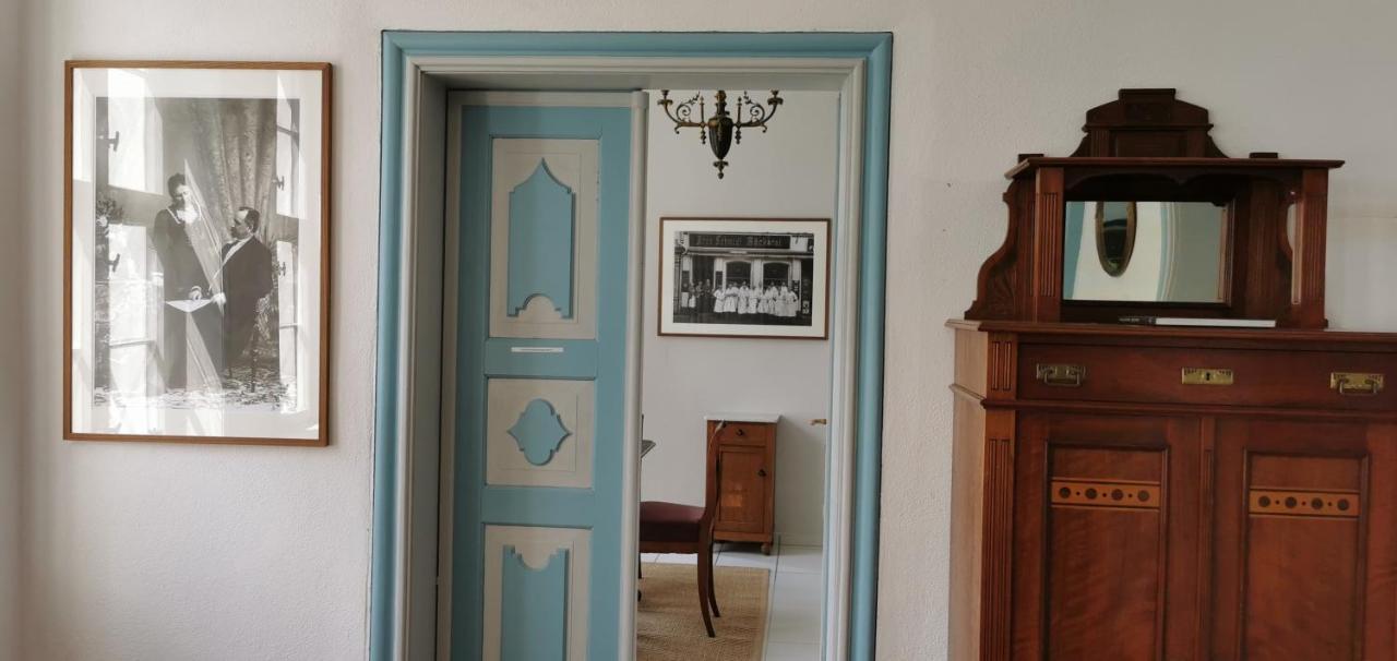 Altstadt Palais Ваймар Екстериор снимка