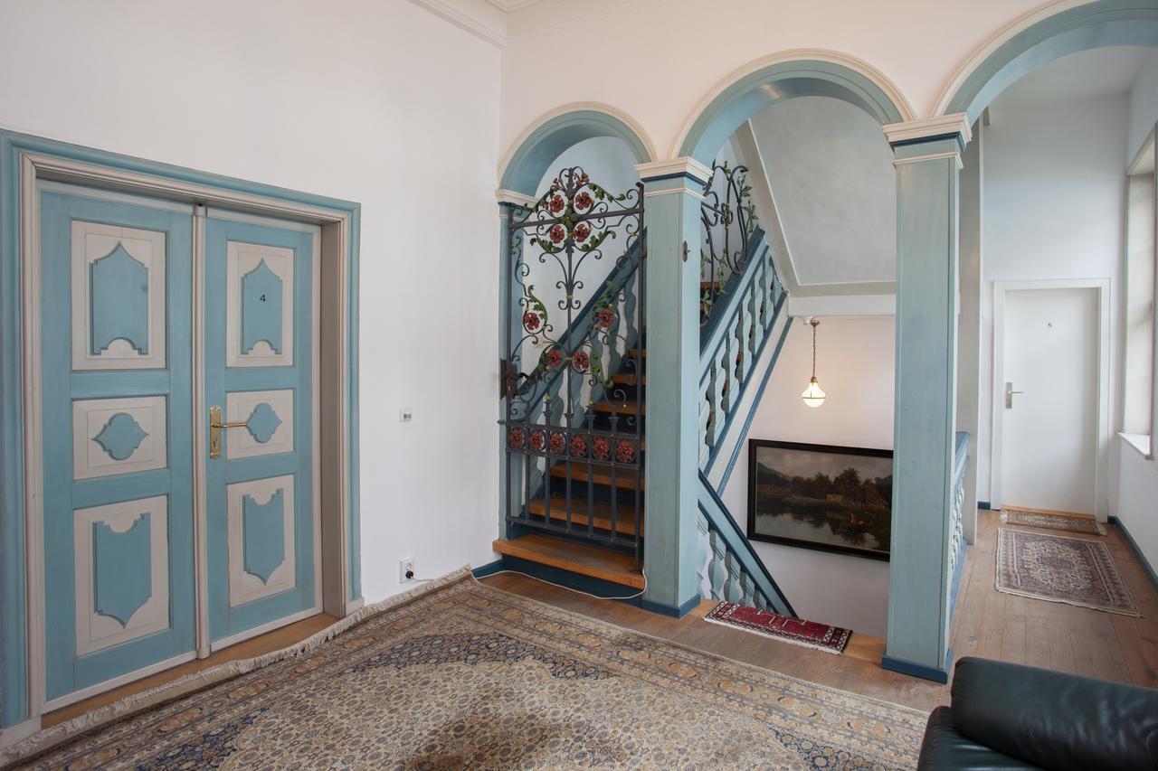 Altstadt Palais Ваймар Екстериор снимка