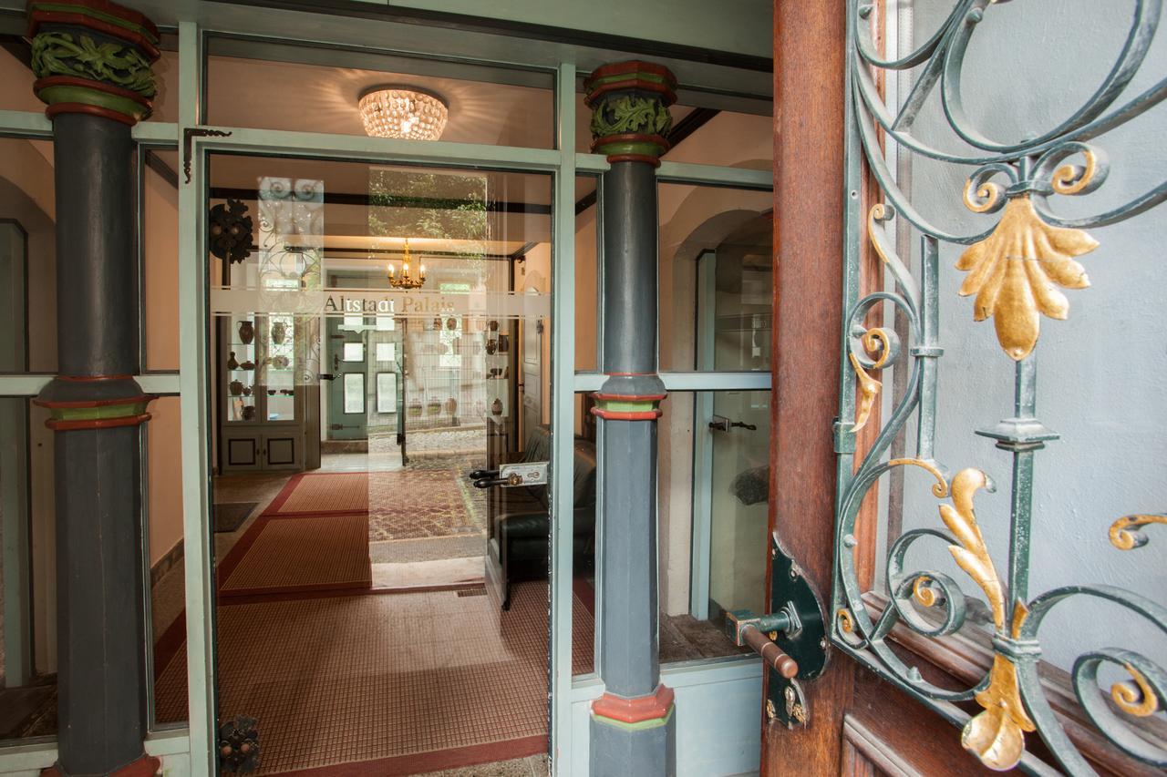 Altstadt Palais Ваймар Екстериор снимка